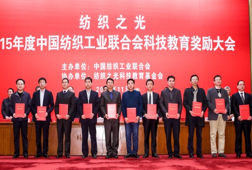 ipod touch7会发布嘛_2017年服装发布_服装发布会