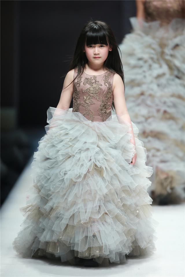 影视小童星王李腾子