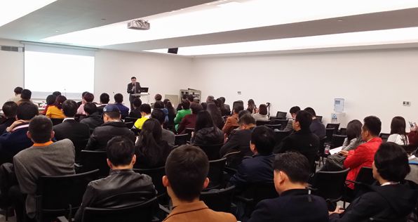 中国纺织服装企业抱团出海，提升国际竞争力