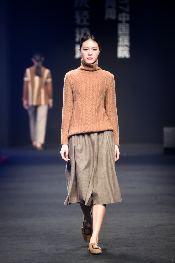 2017中国濮院时尚周精彩纷呈濮院轻纺城为濮院时尚产业发展再添新平台