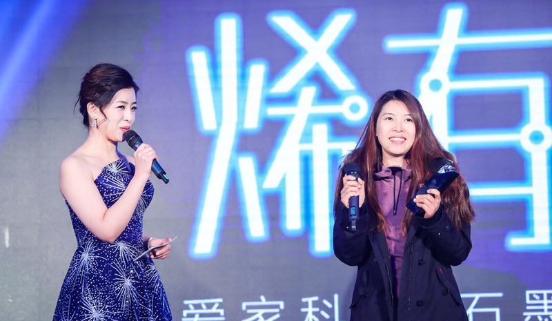 思凯乐创始人曾花(右)畅谈合作感受