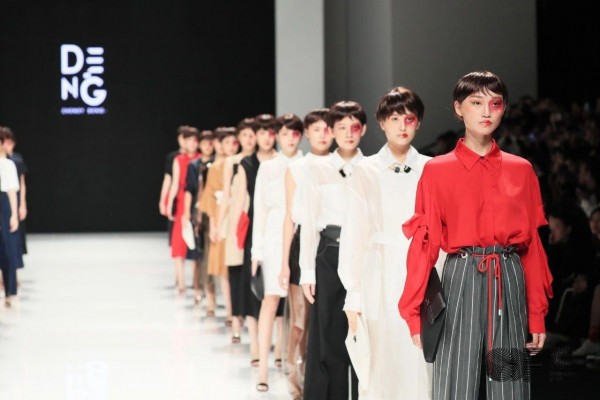 第20届深圳国际服装供应链博览会暨第5届深圳原创设计时装周圆满落幕