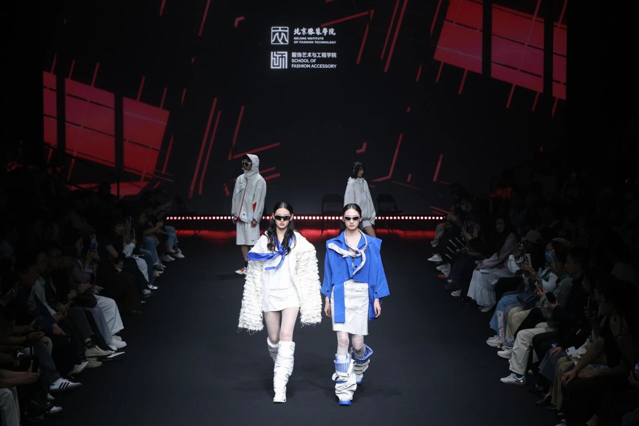 图1(1).jpg