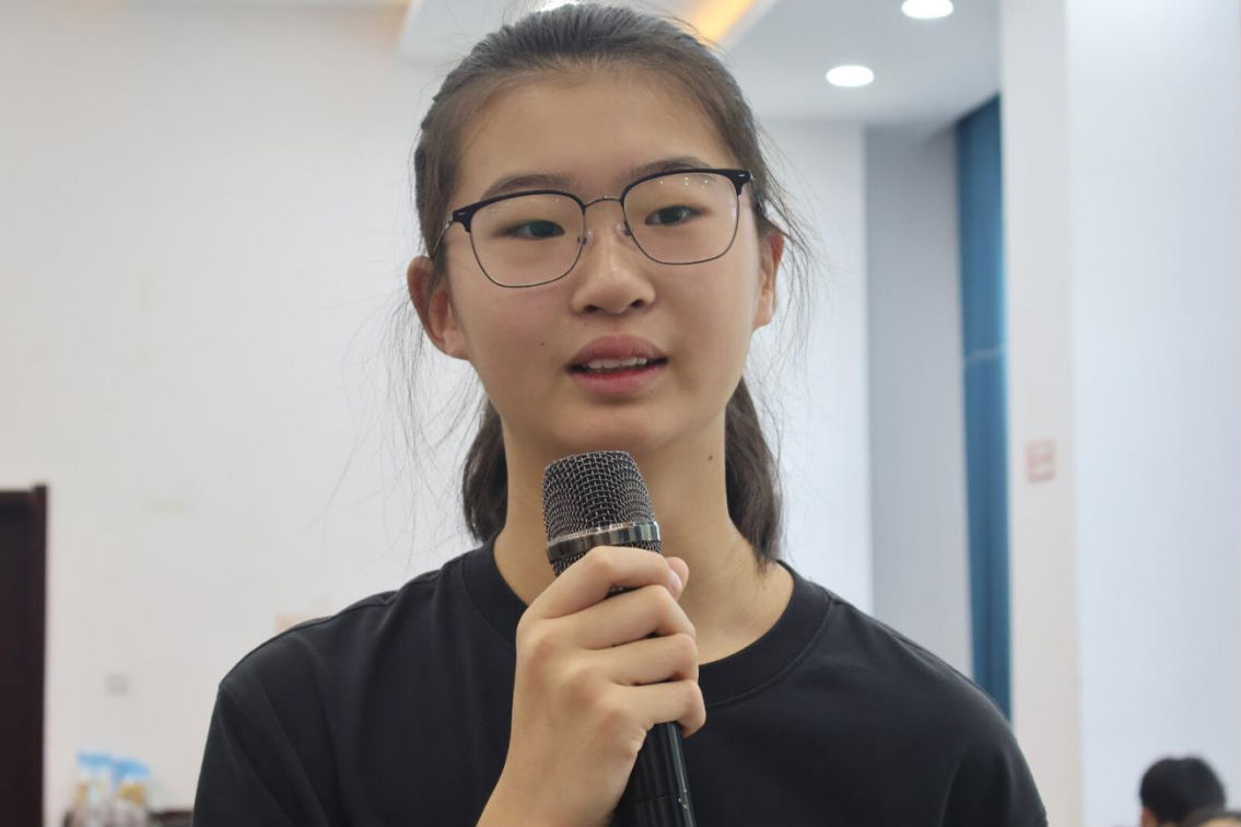 经纬织就千年韵:武纺支教团纺织科普系列课启幕,首讲探寻纺织起源477.png